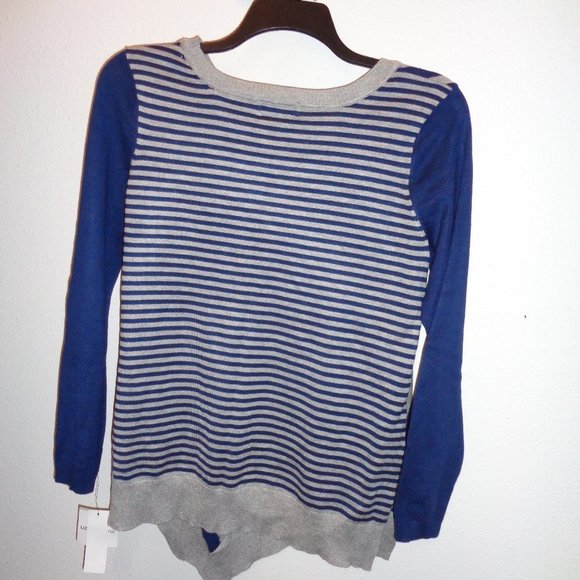 LIZ Claiborne Novelty Sweater Size Medium NWT - Picture 12 of 12